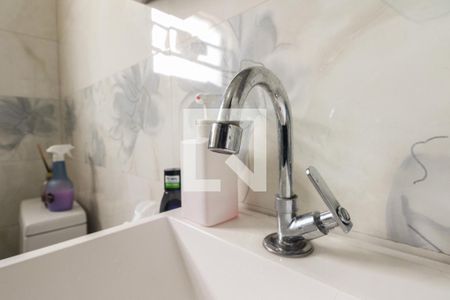 Casa à venda com 160m², 4 quartos e 5 vagas Casa à venda com 160m², 4 quartos e 5 vagasBanheiro Suíte