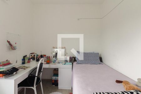 Casa à venda com 160m², 4 quartos e 5 vagas Casa à venda com 160m², 4 quartos e 5 vagasQuarto 2