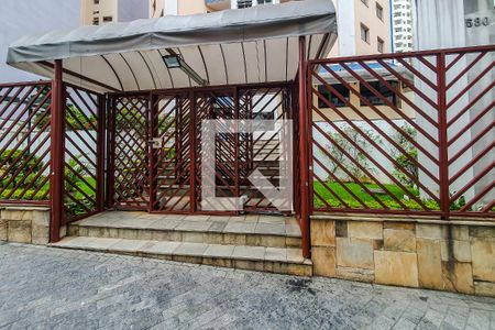 Apartamento à venda com 44m², 1 quarto e 1 vaga Apartamento à venda com 44m², 1 quarto e 1 vagaFachada e portaria