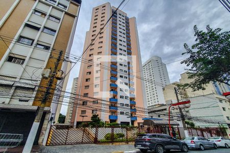 Apartamento à venda com 44m², 1 quarto e 1 vaga Apartamento à venda com 44m², 1 quarto e 1 vagaFachada do Prédio