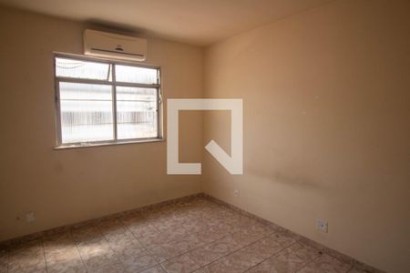 Quarto 1 de apartamento para alugar com 2 quartos, 70m² em Cordovil, Rio de Janeiro