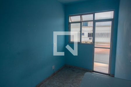 Quarto 2 de apartamento para alugar com 2 quartos, 70m² em Cordovil, Rio de Janeiro