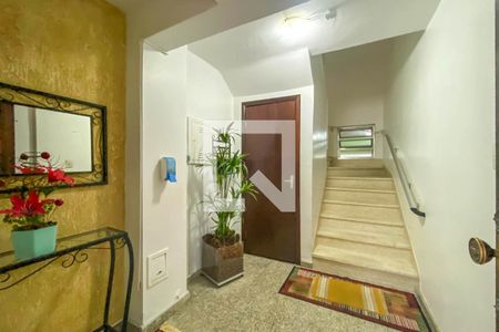 Hall de entrada de apartamento para alugar com 3 quartos, 110m² em Vila Dayse, São Bernardo do Campo
