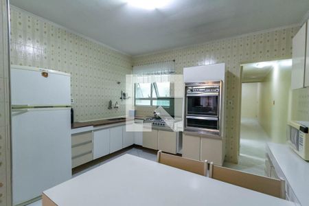 Apartamento para alugar com 110m², 3 quartos e 2 vagas Apartamento para alugar com 110m², 3 quartos e 2 vagasCozinha