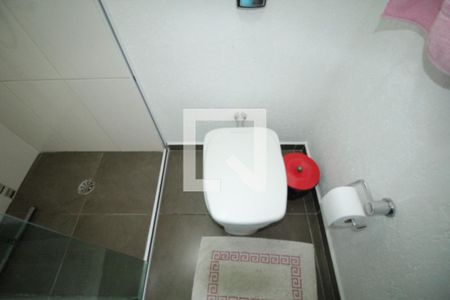 Casa à venda com 250m², 3 quartos e 2 vagasSuíte