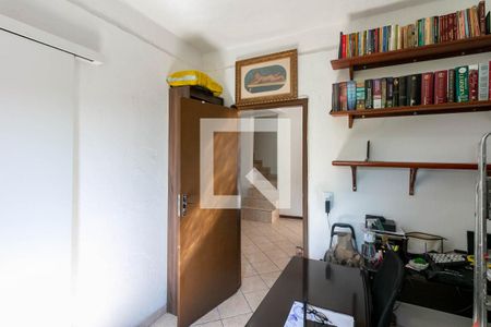 Quarto 1 de casa para alugar com 4 quartos, 130m² em Nova Cintra, Belo Horizonte