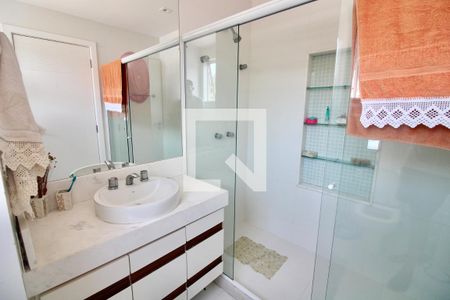 Casa à venda com 560m², 7 quartos e sem vagaBanheiro da Suíte 3