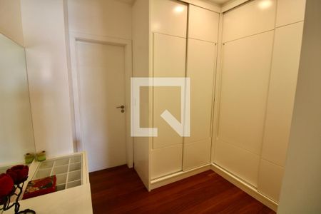 Casa à venda com 560m², 7 quartos e sem vagaCloset 4