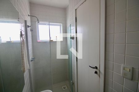 Casa à venda com 560m², 7 quartos e sem vagaBanheiro de serviço