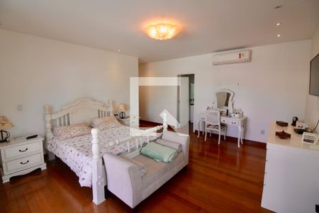 Casa à venda com 560m², 7 quartos e sem vagaSuíte 4