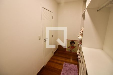 Casa à venda com 560m², 7 quartos e sem vagaCloset da suíte 3