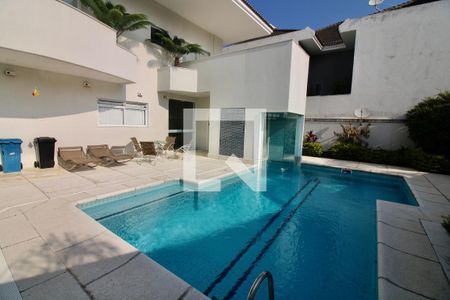 Casa à venda com 560m², 7 quartos e sem vagaPiscina