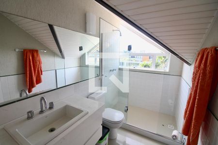 Casa à venda com 560m², 7 quartos e sem vagaBanheiro