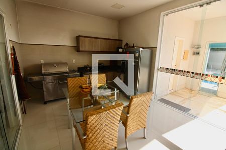 Casa à venda com 560m², 7 quartos e sem vagaEspaço Gourmet