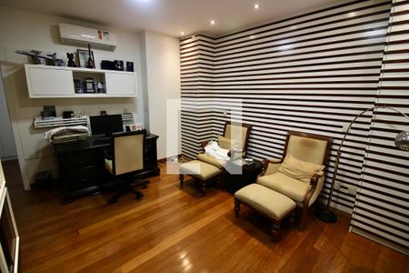 Casa à venda com 560m², 7 quartos e sem vagaSuíte 1