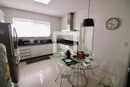 Casa à venda com 560m², 7 quartos e sem vagaCozinha