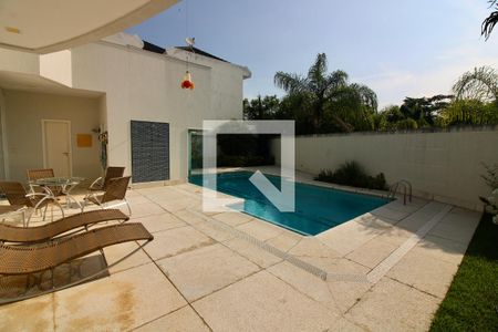 Casa à venda com 560m², 7 quartos e sem vagaPiscina