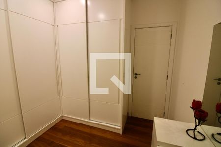 Casa à venda com 560m², 7 quartos e sem vagaCloset 4