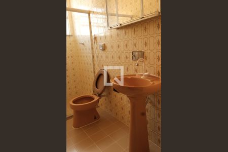Banheiro Suite de apartamento para alugar com 3 quartos, 220m² em Candeal, Salvador
