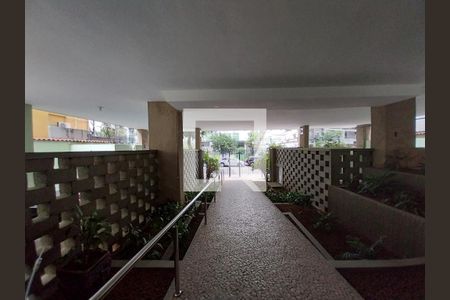 Apartamento à venda com 100m², 3 quartos e 1 vaga Apartamento à venda com 100m², 3 quartos e 1 vagaPortaria