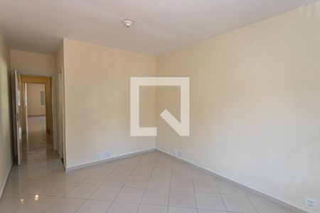Casa à venda com 210m², 3 quartos e 2 vagasSuite