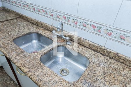 Casa à venda com 210m², 3 quartos e 2 vagasCozinha