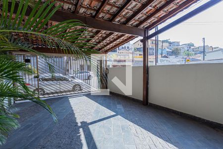 Casa à venda com 210m², 3 quartos e 2 vagasGaragem