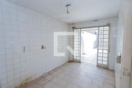 Casa à venda com 210m², 3 quartos e 2 vagasÁrea de Serviço