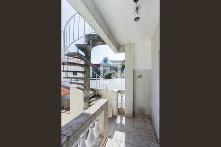 Casa à venda com 210m², 3 quartos e 2 vagasVaranda sala multiuso