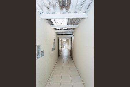 Casa à venda com 210m², 3 quartos e 2 vagasCorredor