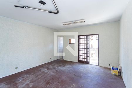 Casa à venda com 210m², 3 quartos e 2 vagasSala multiuso - edícula