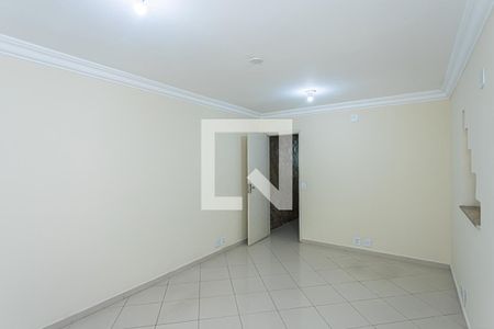 Sala  de casa à venda com 3 quartos, 210m² em Chácara Inglesa, São Paulo