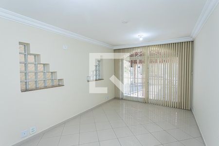 Sala  de casa à venda com 3 quartos, 210m² em Chácara Inglesa, São Paulo