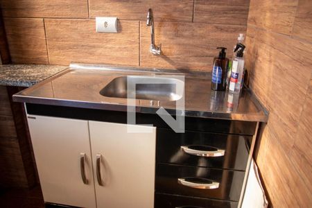 Casa à venda com 140m², 5 quartos e 3 vagasChurrasqueira