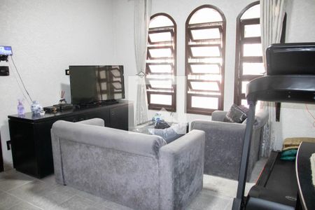 Sala de casa à venda com 5 quartos, 140m² em Vila Medeiros, São Paulo
