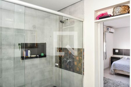 Casa à venda com 240m², 3 quartos e 3 vagasBanheiro da Suíte