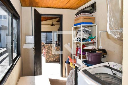 Casa à venda com 240m², 3 quartos e 3 vagasÁrea de Serviço