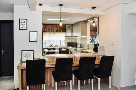 Casa à venda com 240m², 3 quartos e 3 vagasCozinha
