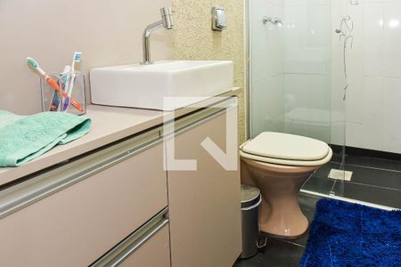 Casa à venda com 240m², 3 quartos e 3 vagasBanheiro 1