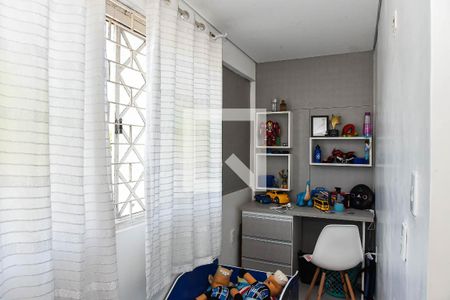 Casa à venda com 240m², 3 quartos e 3 vagasQuarto 2