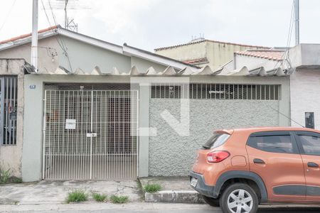 Casa à venda com 109m², 2 quartos e 2 vagasFachada