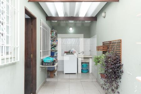 Casa à venda com 109m², 2 quartos e 2 vagasLavanderia