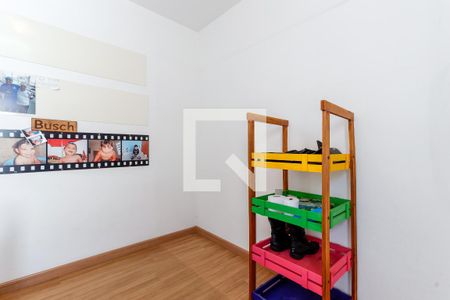 Casa à venda com 198m², 3 quartos e 2 vagas Casa à venda com 198m², 3 quartos e 2 vagasQuarto 3