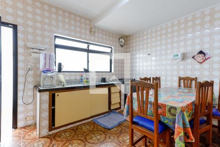 Casa à venda com 198m², 3 quartos e 2 vagas Casa à venda com 198m², 3 quartos e 2 vagasCozinha