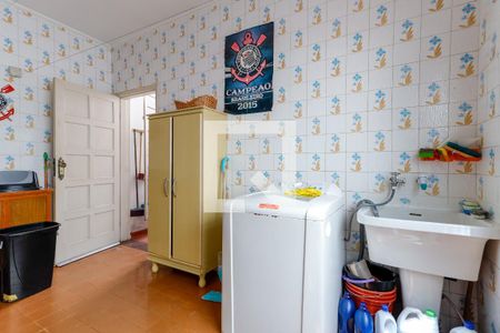 Casa à venda com 198m², 3 quartos e 2 vagas Casa à venda com 198m², 3 quartos e 2 vagasÁrea de Serviço