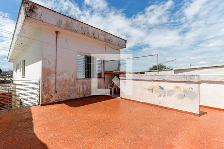 Casa à venda com 198m², 3 quartos e 2 vagas Casa à venda com 198m², 3 quartos e 2 vagasTerraço