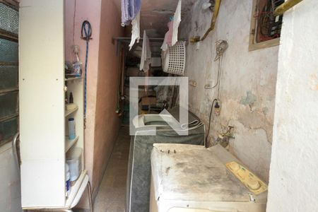 Casa à venda com 250m², 3 quartos e 2 vagasÁrea de Serviço