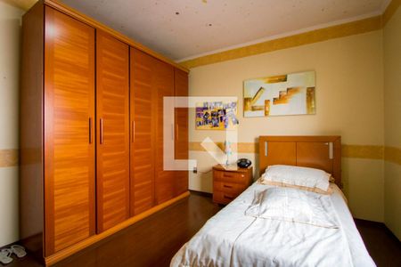 Casa à venda com 269m², 3 quartos e 7 vagasQuarto 2