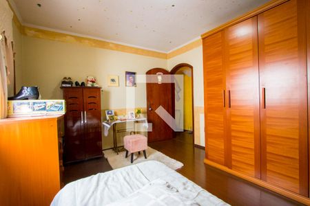 Casa à venda com 269m², 3 quartos e 7 vagasQuarto 2