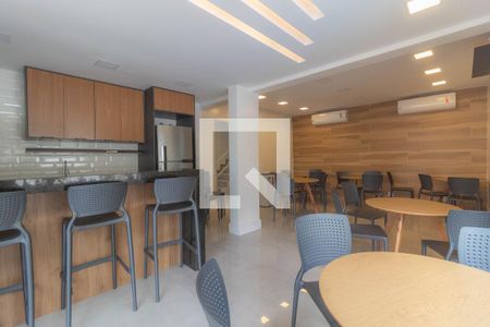 Apartamento à venda com 68m², 2 quartos e 1 vaga Apartamento à venda com 68m², 2 quartos e 1 vagaSalão de Festas